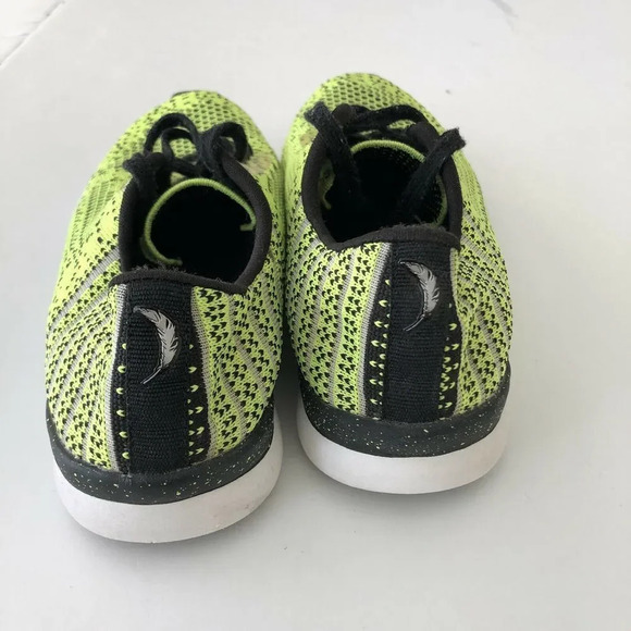 Jessica Simpson’s Women’s Sneaker Size 6.5 Medium. - Picture 4 of 8